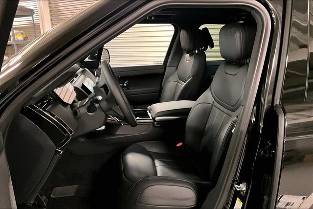 New 2026 Land Rover Range Rover Sport Dynamic SE AWD/4WD image 8