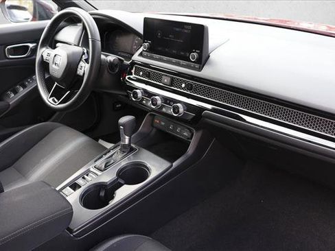 Used 2025 Honda Civic Sport image 27