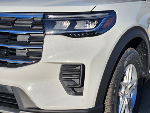New 2026 Ford Explorer Active image 10
