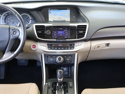 Used 2014 Honda Accord EX-L image 17