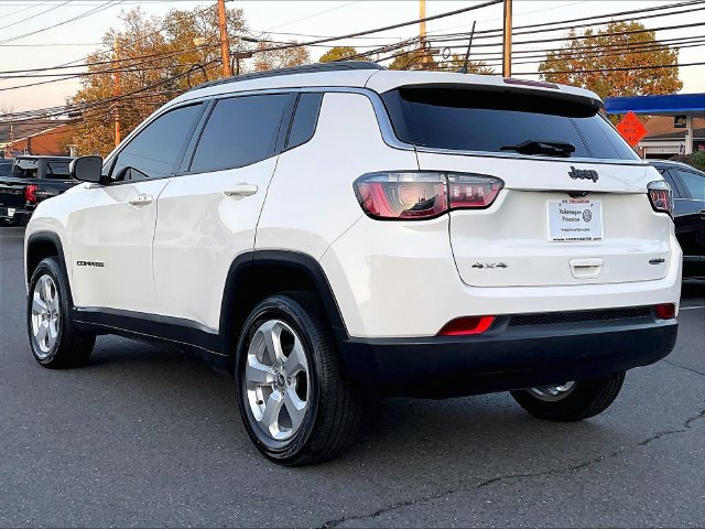 Used 2019 Jeep Compass Latitude w/ Popular Equipment Group AWD/4WD image 4