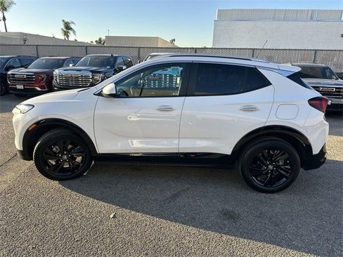 Used 2024 Buick Encore GX Sport Touring image 7