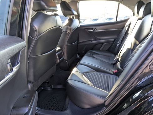 Used 2024 Toyota Camry SE image 28