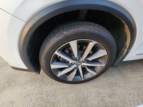 Used 2026 Acura MDX FWD w/ Technology Package image 9