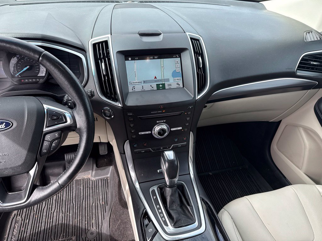 Used 2018 Ford Edge Titanium w/ Equipment Group 301A AWD/4WD image 8