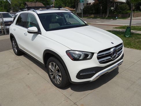 Used 2020 Mercedes-Benz GLE 350 4MATIC image 9