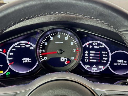 Used 2023 Porsche Cayenne image 26