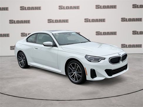 Certified 2025 BMW 230i xDrive Coupe w/ Convenience Package image 7