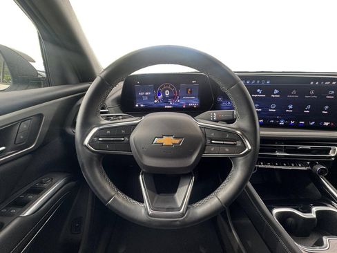 Certified 2024 Chevrolet Traverse LS FWD image 13