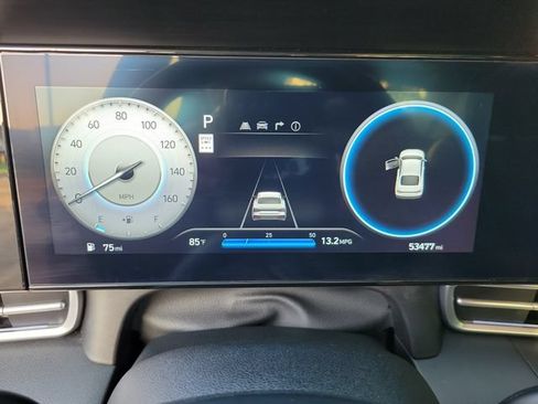 Used 2024 Hyundai Elantra Limited FWD image 31