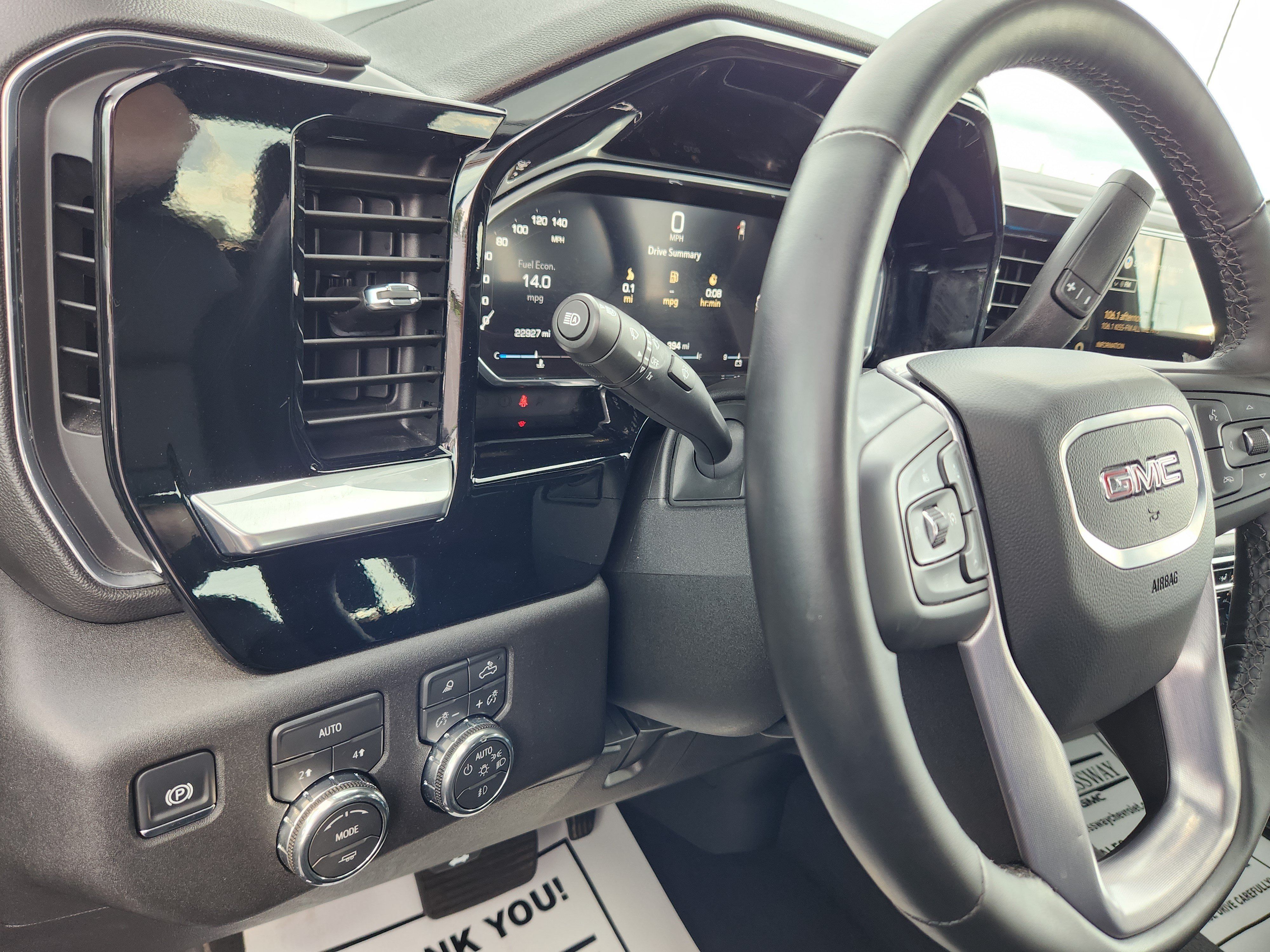 Used 2026 GMC Sierra 1500 SLT AWD/4WD image 25