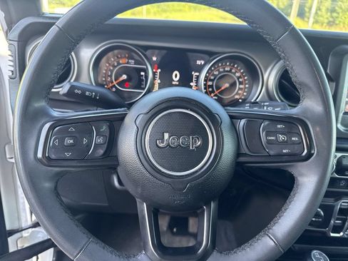 Used 2023 Jeep Wrangler Unlimited Sport AWD/4WD image 14