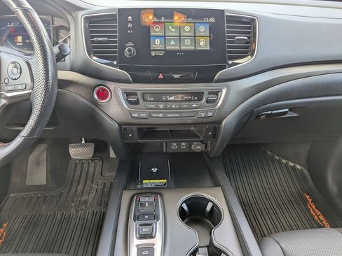 Used 2024 Honda Passport TrailSport image 13