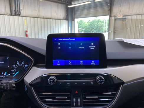 Used 2022 Ford Escape SEL AWD/4WD image 39