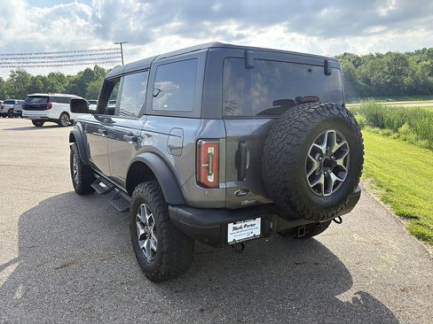 Used 2023 Ford Bronco Badlands AWD/4WD image 3
