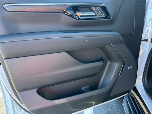 New 2026 Chevrolet Tahoe Premier image 25