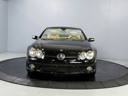 Used 2008 Mercedes-Benz SL 550 image 2
