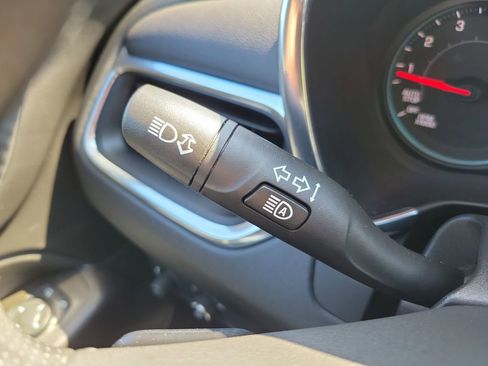 Used 2023 Chevrolet Equinox LT image 16