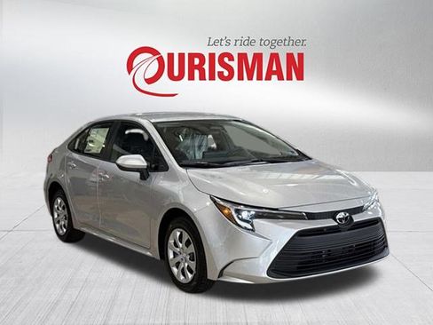 Used 2026 Toyota Corolla LE image 1