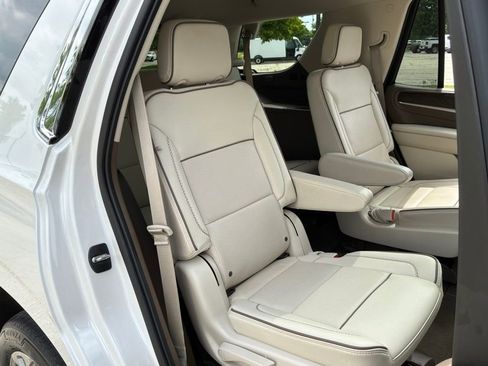 Used 2022 GMC Yukon Denali AWD/4WD image 31