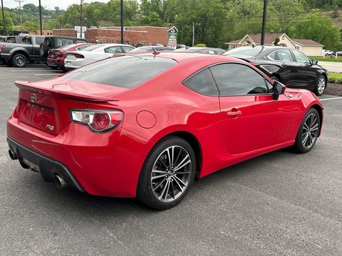 Used 2013 Scion FR-S RWD image 5