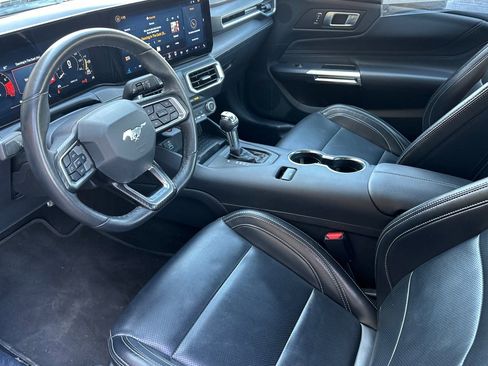 Used 2024 Ford Mustang Premium image 10