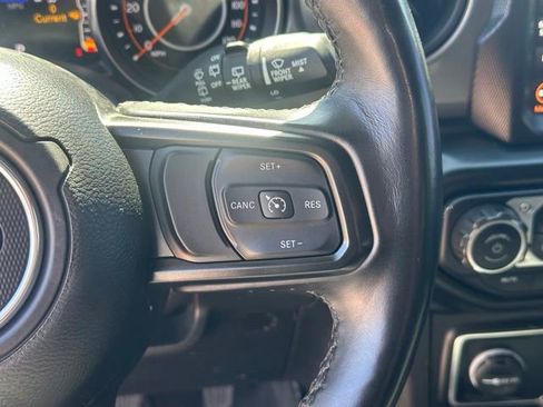 Used 2022 Jeep Wrangler Unlimited Sport AWD/4WD image 25