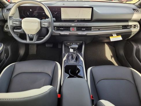 New 2025 Kia K4 GT-Line w/ GT-Line Premium Package FWD image 15