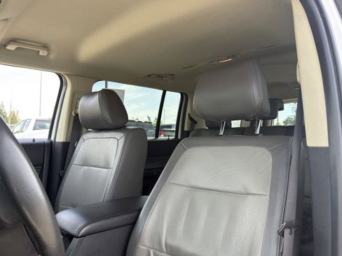 Used 2019 Ford Flex SEL w/ Equipment Group 202A AWD/4WD image 10