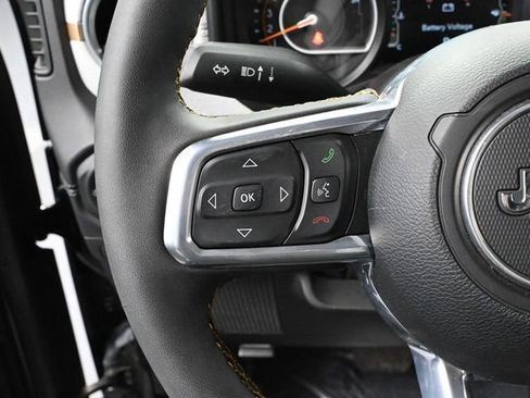 Used 2024 Jeep Wrangler Sahara image 25