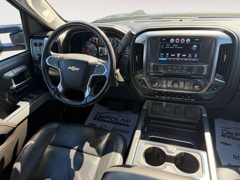 Used 2018 Chevrolet Silverado 2500 LTZ w/ LTZ Plus Package AWD/4WD image 11