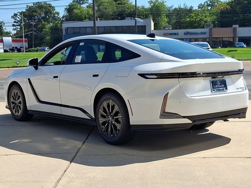 New 2026 Lexus ES 350h AWD image 3