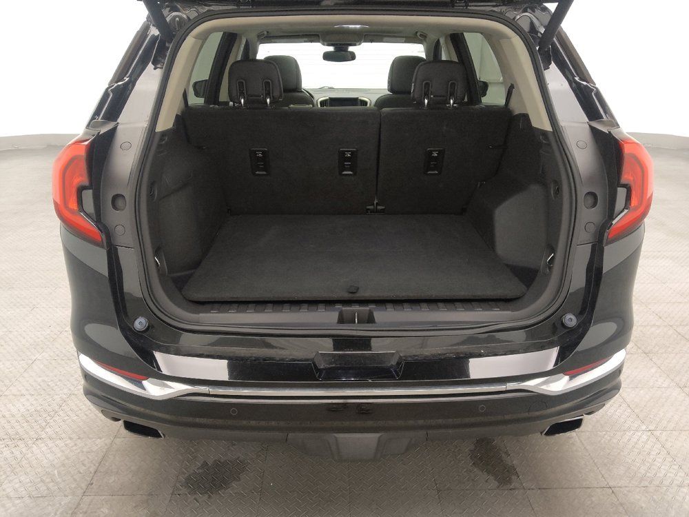 Used 2019 GMC Terrain Denali w/ Advanced Safety Package FWD image 29