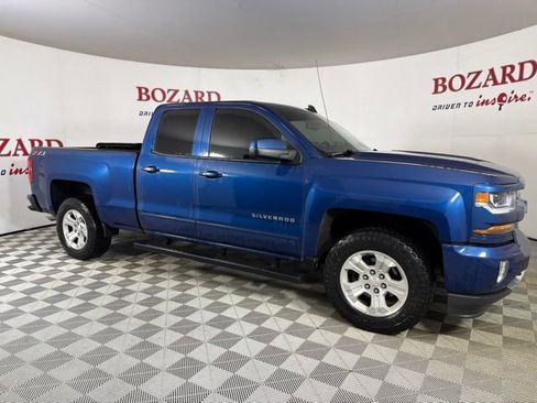 Used 2019 Chevrolet Silverado 1500 LT w/ All Star Edition AWD/4WD image 17