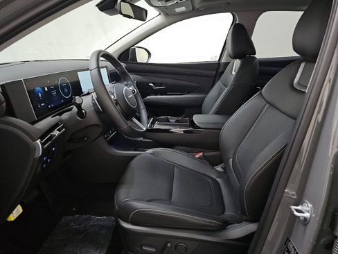 Used 2026 Hyundai Tucson Limited AWD/4WD image 7