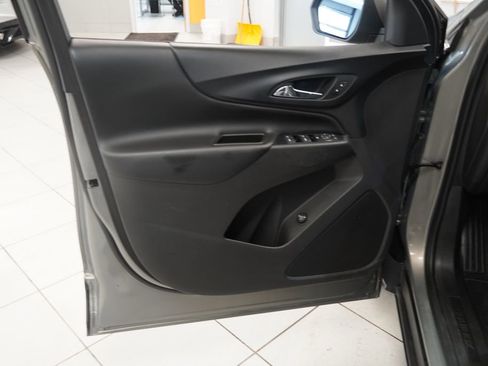 Used 2018 Chevrolet Equinox LT AWD/4WD image 5