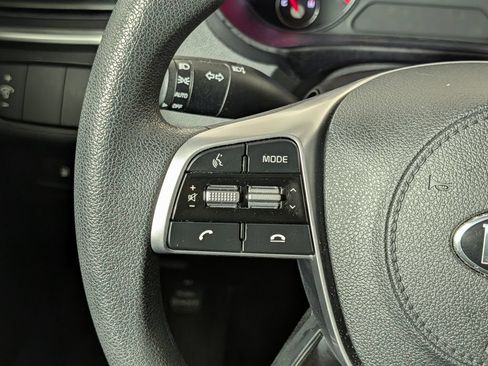 Used 2019 Kia Sorento L FWD image 18