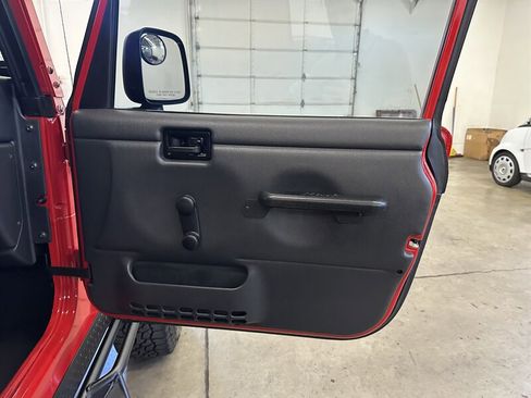 Used 2006 Jeep Wrangler X image 26