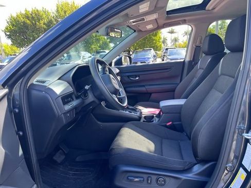 Used 2024 Honda CR-V EX image 6