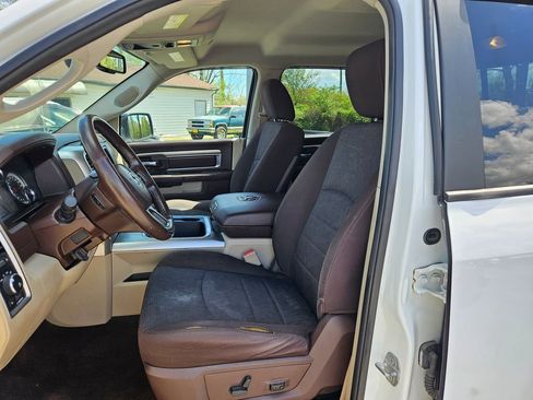 Used 2017 RAM 1500 Big Horn AWD/4WD image 11