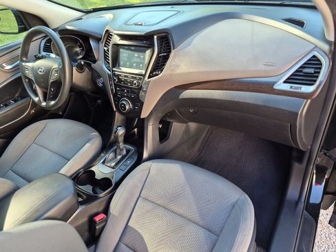 Used 2018 Hyundai Santa Fe Sport w/ 2.4L Value Package 02 AWD/4WD image 10