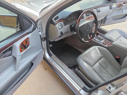 Used 1998 Mercedes-Benz E 320 Sedan image 9
