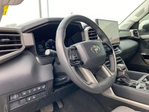 Used 2024 Toyota Tundra Limited image 9