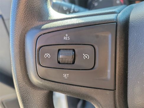 Used 2020 Chevrolet Silverado 1500 Custom w/ Custom Value Package image 22