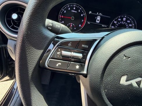 Certified 2023 Kia Forte LXS FWD image 14