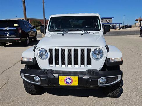Used 2021 Jeep Wrangler Unlimited Sahara image 7