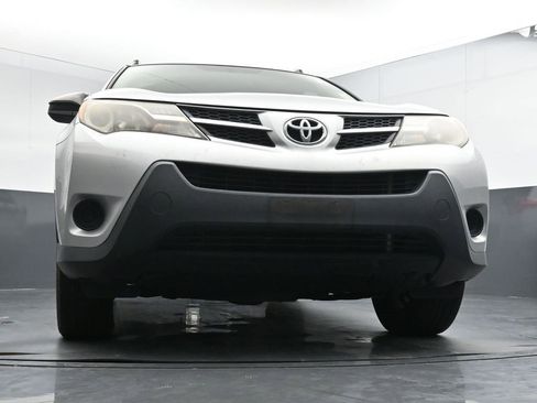 Used 2014 Toyota RAV4 LE image 19