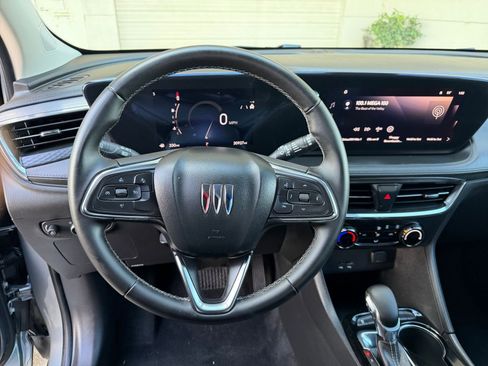 Used 2025 Buick Encore GX Preferred image 29