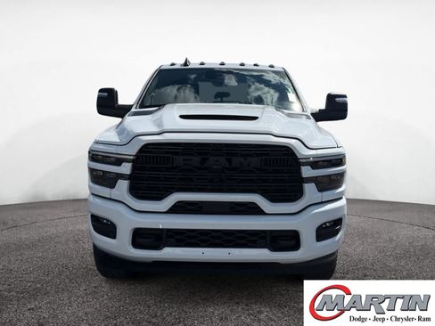 New 2026 RAM 2500 Laramie w/ Night Edition AWD/4WD image 8