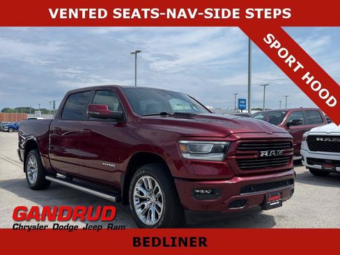 Used 2023 RAM 1500 Laramie AWD/4WD image 1